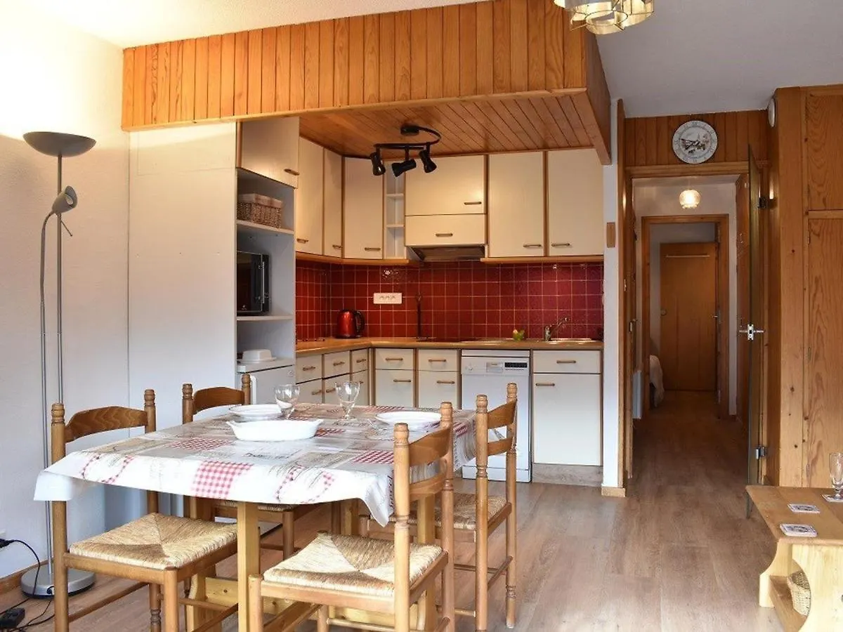 Lägenhet Meribel: Appartement Cosy 2 Pieces, 4 Pers, Proche Telesiege Et Commerces - Fr-1-180-551 Les Allues Frankrike