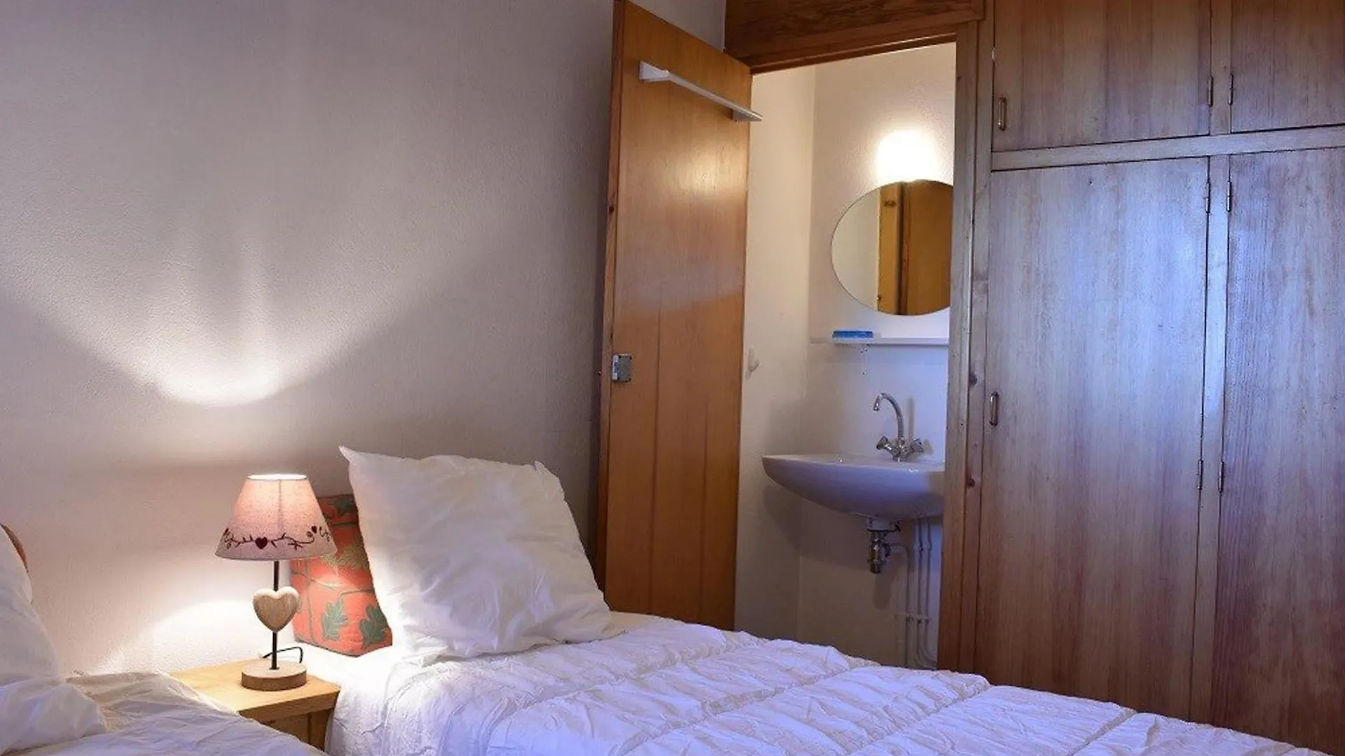 Apartament Meribel: Appartement Cosy 2 Pieces, 4 Pers, Proche Telesiege Et Commerces - Fr-1-180-551 Les Allues